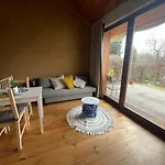 Feriehus Small House With A Garden In The Heart Of Slavkov *