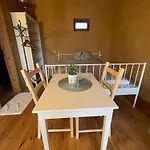 Small House With A Garden In The Heart Of Slavkov Feriehus *