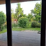 Small House With A Garden In The Heart Of Slavkov Feriehus *
