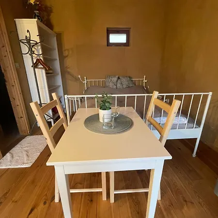 Small House With A Garden In The Heart Of Slavkov Nyaraló *